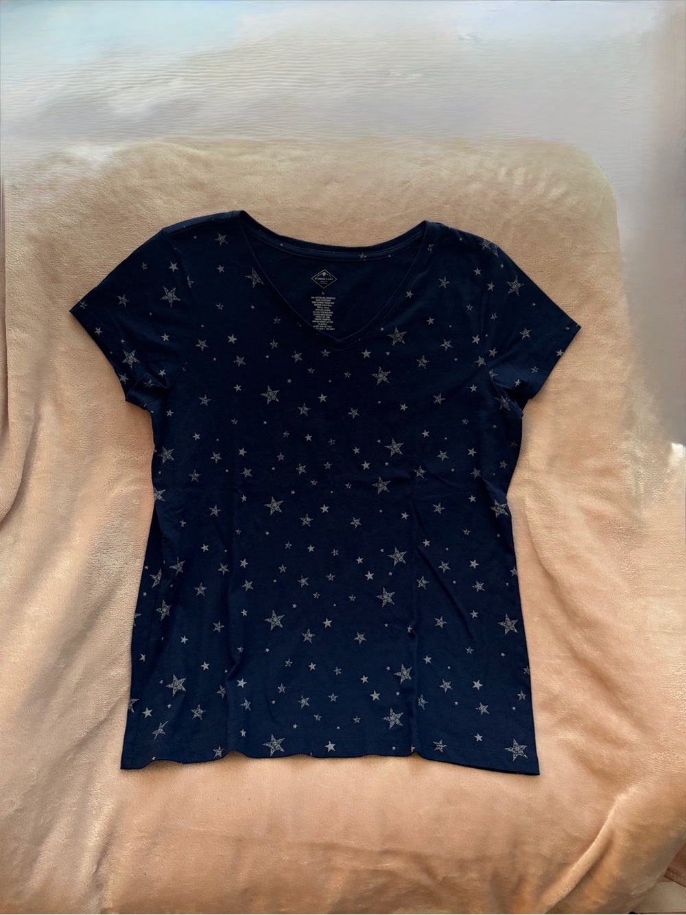 St John’s Bay Women's Navy V-Neck Star Print Tee